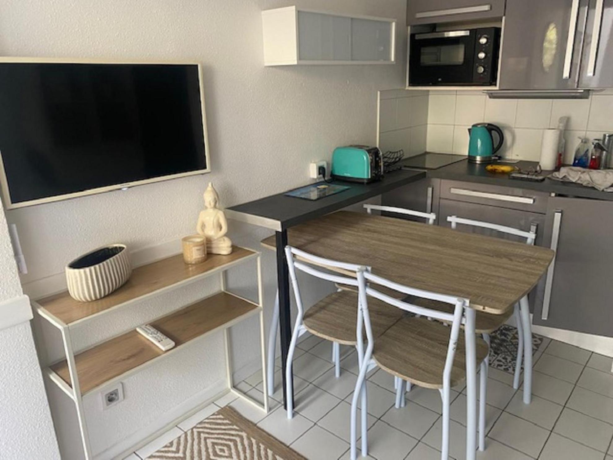 Vittoria Immobilier 4-Reglement Sur Place -Cheques Vacances Acceptes Ла Гранде-Моте Стая снимка